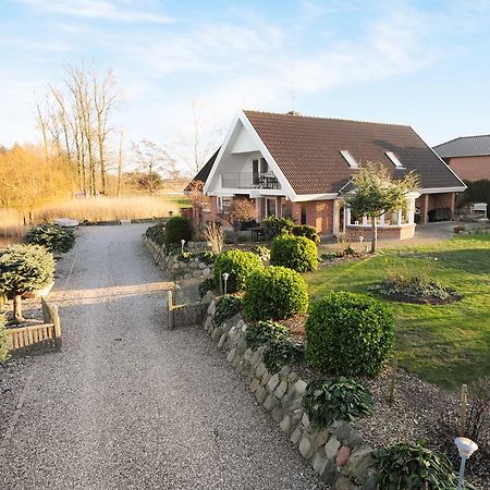 Bed And Breakfast Hasseloe Nykøbing Falster Екстериор снимка